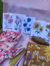 Load image into Gallery viewer, Extra Large Flower Hamper Kit
